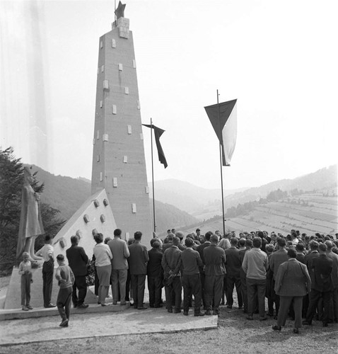 Oslavy SNP v obci Kríže rok 1964